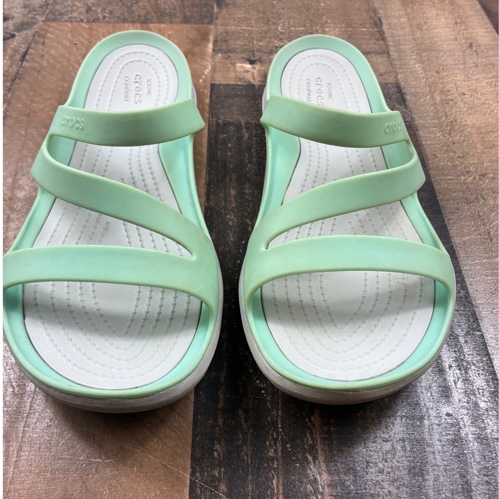 Crocs Swiftwater Strappy Sandals Womens 9 Mint Green White Comfort Slides Summer